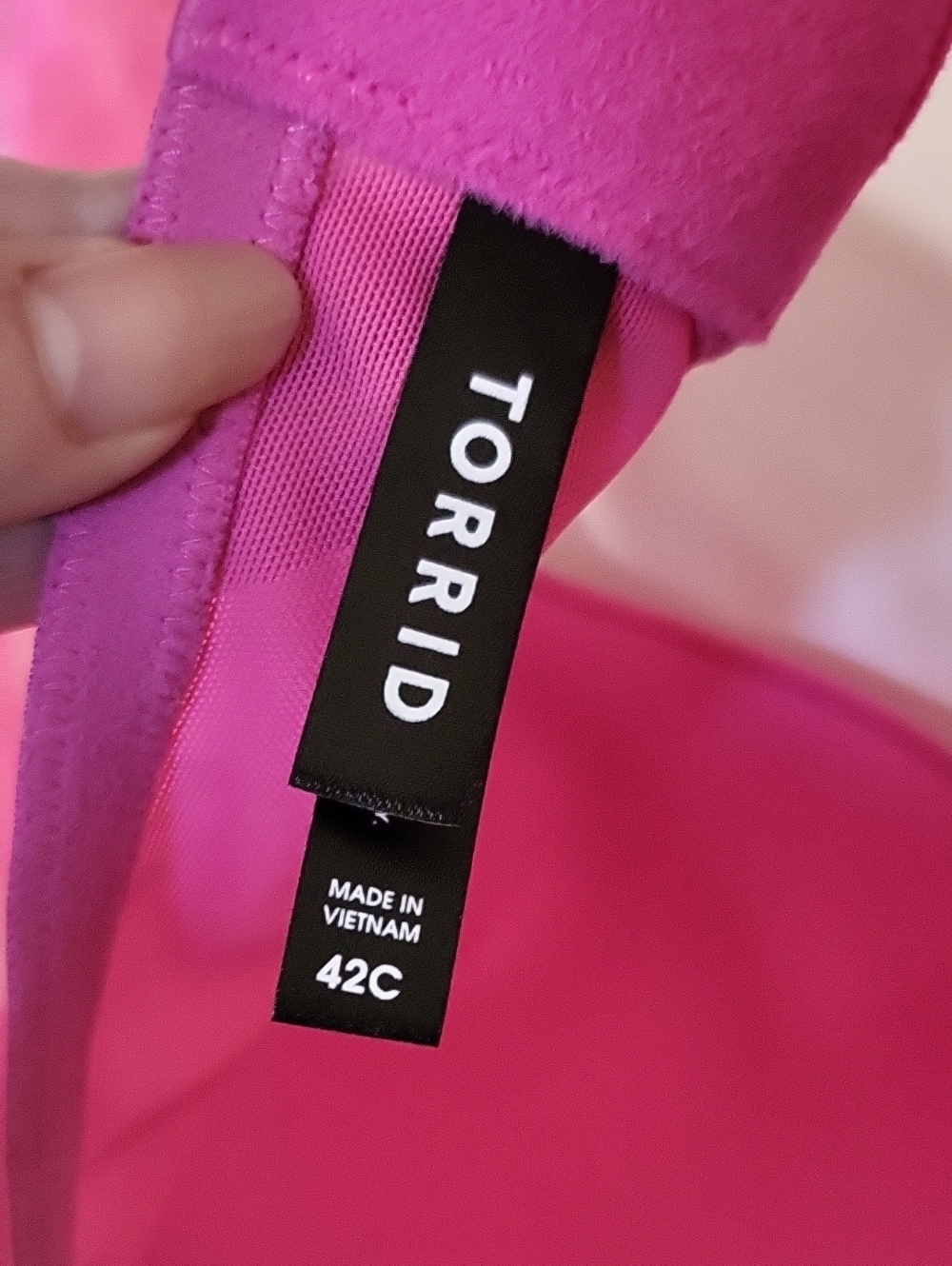 Torrid Magenta/Hot Pink Wireless Push-Up Bra with 360 Back Smoothing 42C NWT - Picture 8 of 15